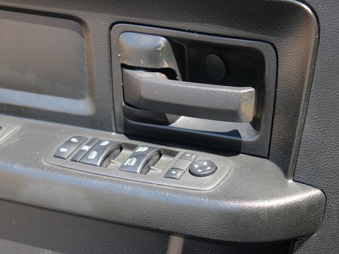 Used 2021 RAM 1500 Tradesman w/ Chrome Appearance Group AWD/4WD image 22