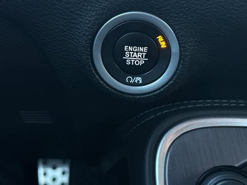 Used 2018 Dodge Challenger R/T image 24