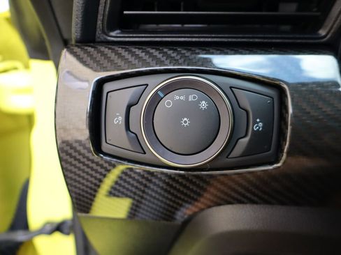 Used 2021 Ford Mustang Shelby GT500 w/ Carbon Fiber Track Pack RWD image 32