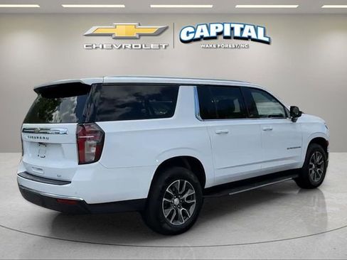Used 2021 Chevrolet Suburban LT AWD/4WD image 5