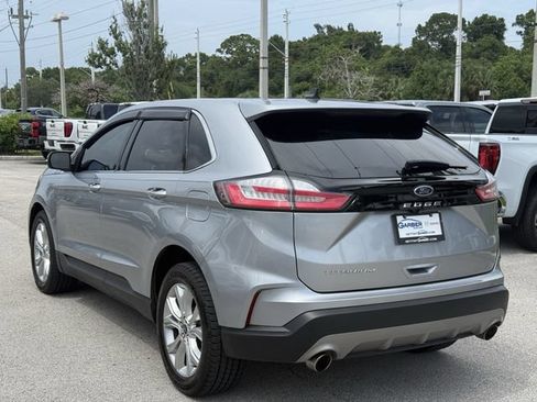 Used 2021 Ford Edge Titanium FWD image 2