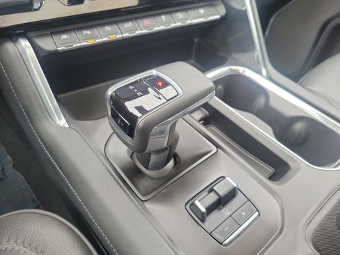 Used 2023 GMC Sierra 1500 Denali w/ Denali Reserve Package image 21