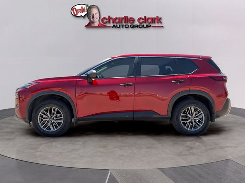 Used 2023 Nissan Rogue S FWD image 2