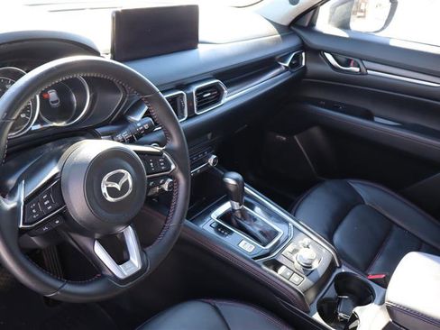 Used 2025 MAZDA CX-5 Carbon Edition image 17