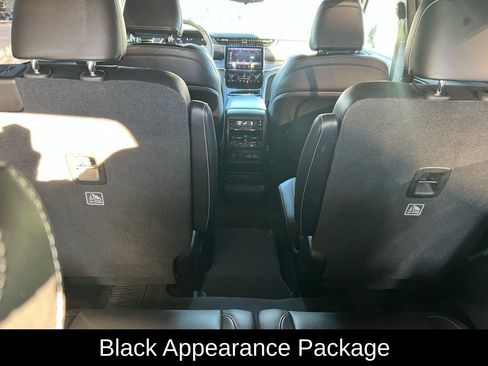 Used 2024 Jeep Grand Cherokee L Limited w/ Black Appearance Package image 13