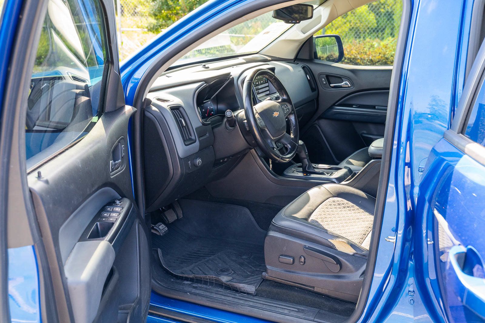 Used 2018 Chevrolet Colorado Z71 RWD image 17