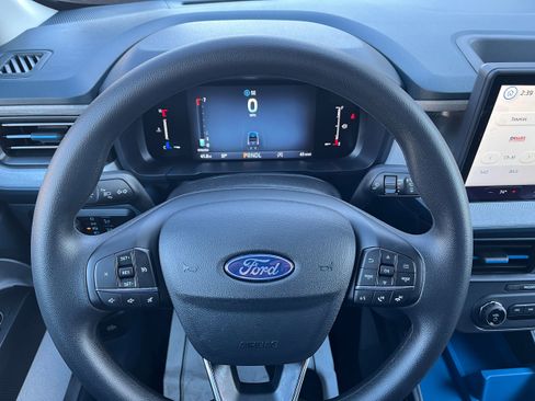 New 2026 Ford Maverick XLT image 18