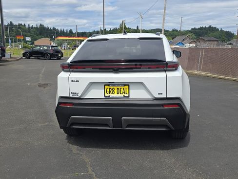New 2026 Toyota C-HR AWD/4WD image 8