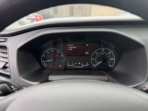 Used 2024 Ford Transit 350 XLT image 38