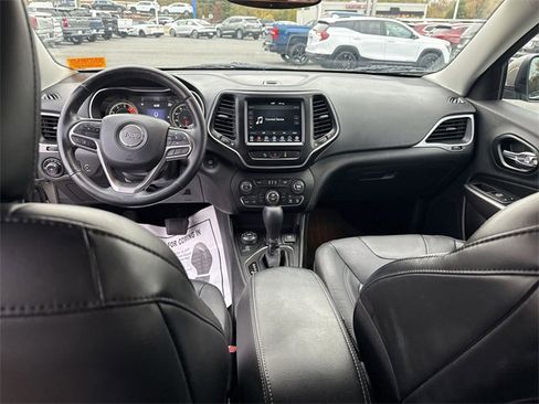 Used 2021 Jeep Cherokee Latitude Lux w/ Comfort/Convenience Group image 20