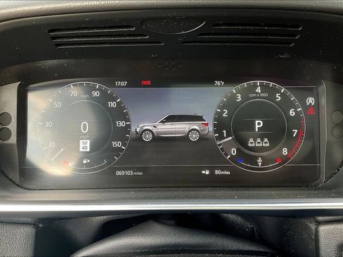 Used 2020 Land Rover Range Rover Sport HSE image 13