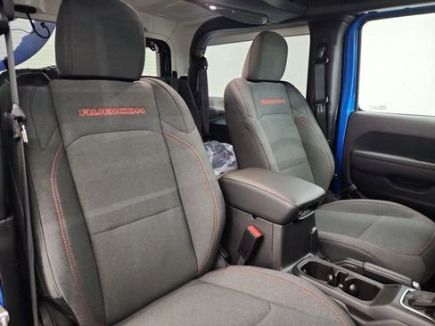 New 2025 Jeep Wrangler Rubicon w/ Xtreme 35 Tire Package image 34