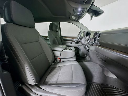 Used 2024 GMC Sierra 1500 Elevation image 29