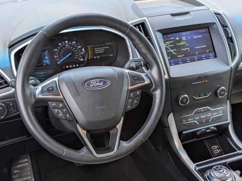 Used 2020 Ford Edge SEL w/ Convenience Package FWD image 13