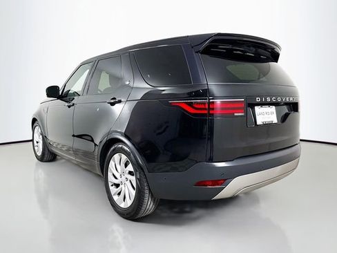 Used 2025 Land Rover Discovery S AWD/4WD image 7