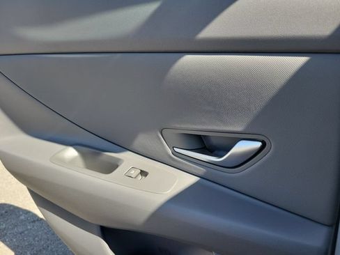 New 2026 Hyundai Elantra SEL FWD image 23