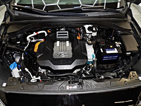 Used 2020 Hyundai Ioniq SE image 22