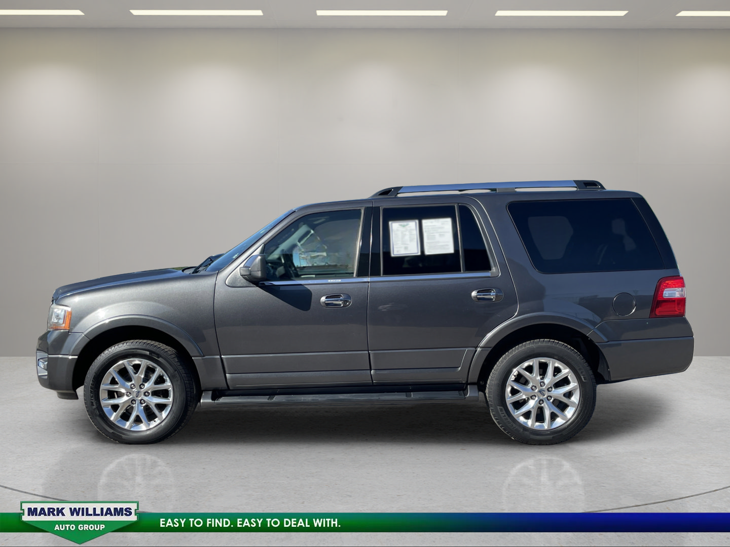 Used 2017 Ford Expedition Limited AWD/4WD image 4