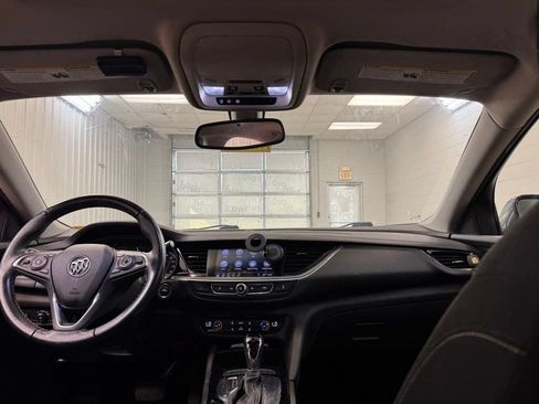 Used 2020 Buick Regal Preferred w/ Sights and Sounds Package FWD image 22