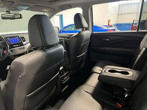 Used 2017 Honda Pilot EX-L image 17