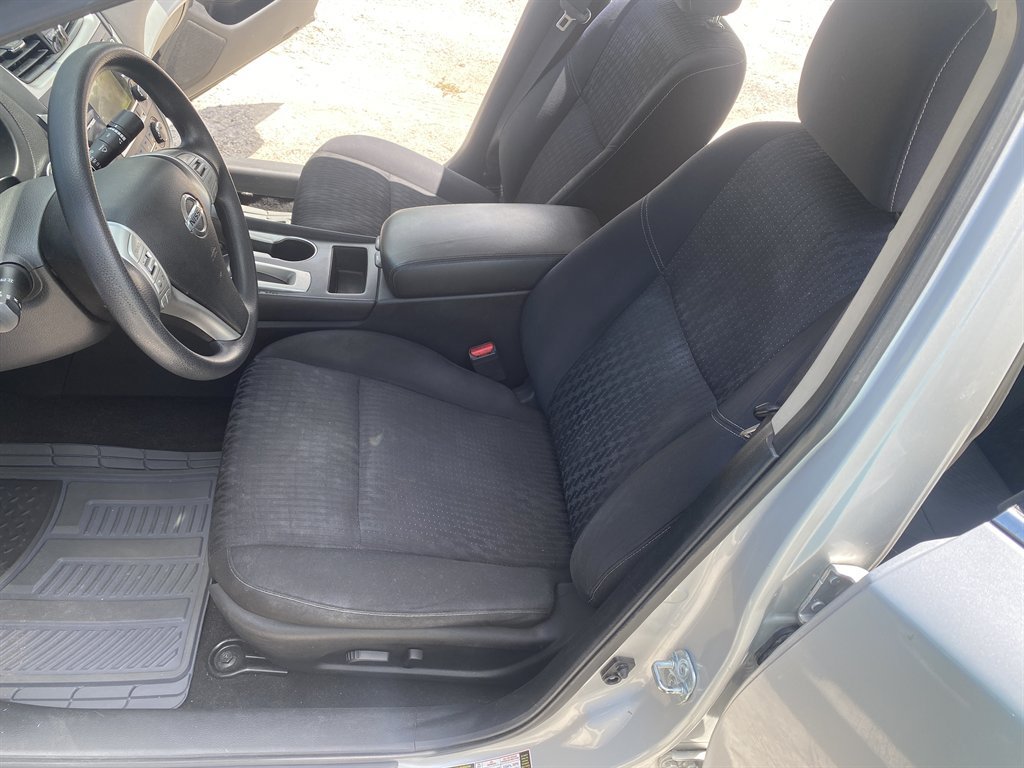 Used 2017 Nissan Altima 2.5 S w/ Power Driver Seat Package FWD image 13