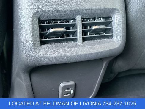 Certified 2024 Chevrolet Equinox LT FWD image 21