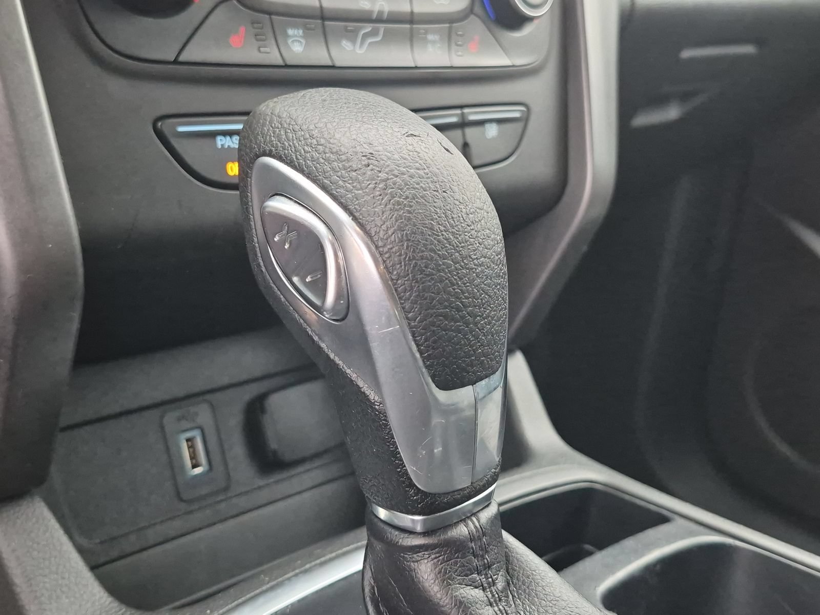 Used 2018 Ford Escape SE FWD image 27
