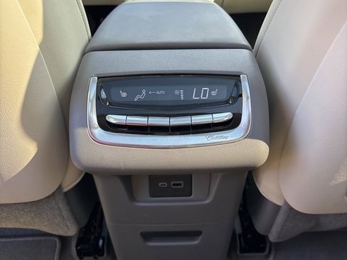 New 2025 Cadillac XT6 Premium Luxury image 19