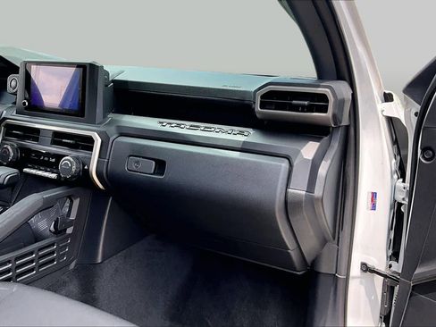 Used 2025 Toyota Tacoma SR RWD image 17