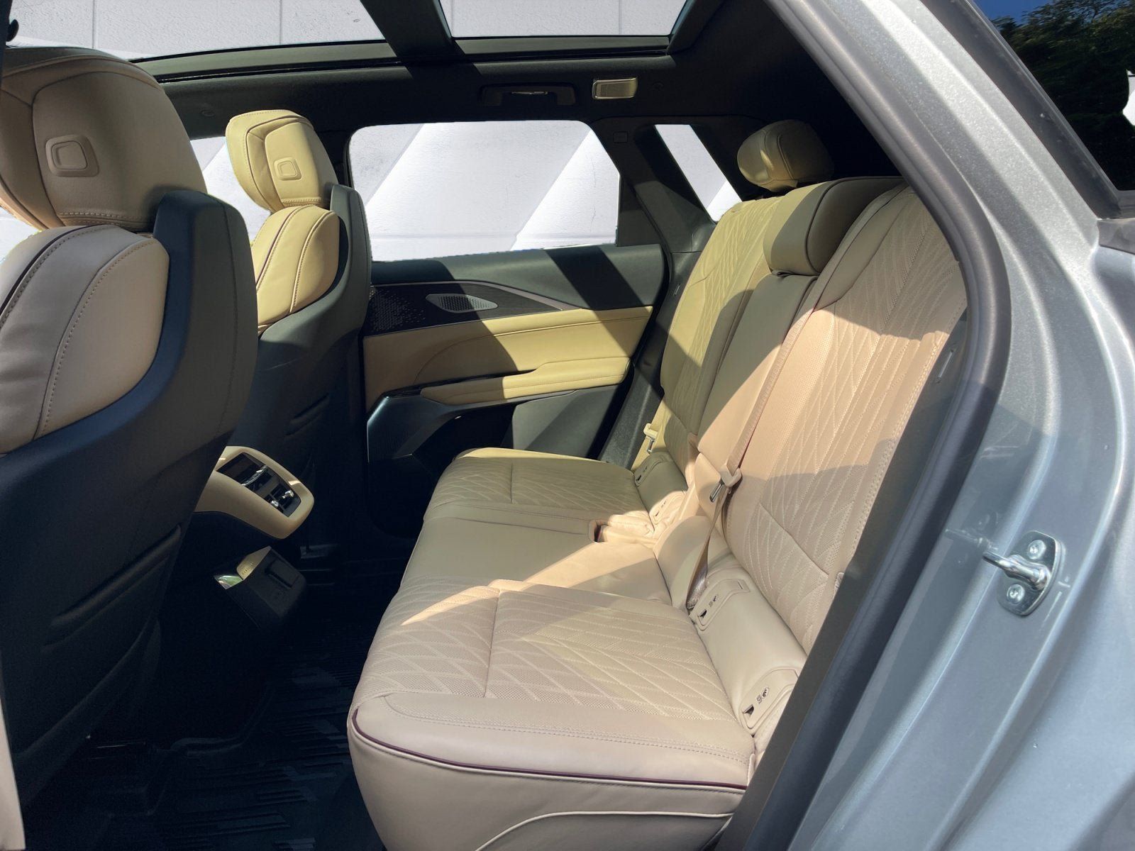 Certified 2026 Cadillac Lyriq Signature Luxury w/ Nappa Leather Package AWD/4WD image 14