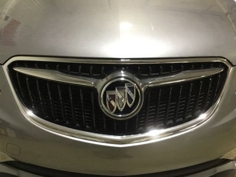 Used 2019 Buick Envision Essence image 27