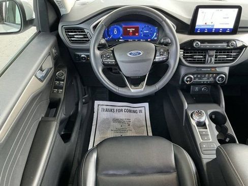 Used 2021 Ford Escape SEL w/ Technology Package image 11