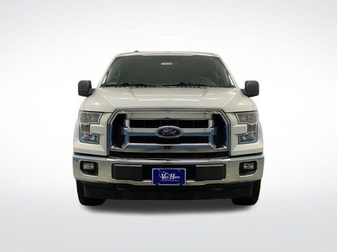 Used 2017 Ford F150 XLT w/ Trailer Tow Package image 9