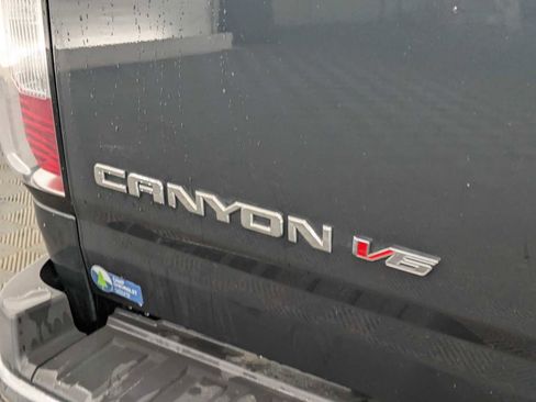 Used 2017 GMC Canyon SLT w/ Trailering Package image 12