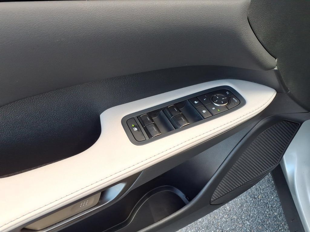 Used 2025 Lexus RX 350 Premium AWD/4WD image 17