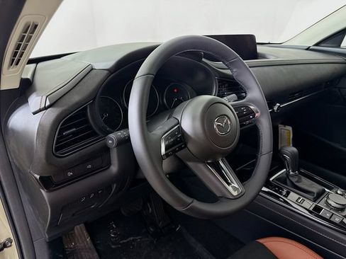 Used 2025 MAZDA CX-30 Carbon AWD/4WD image 9