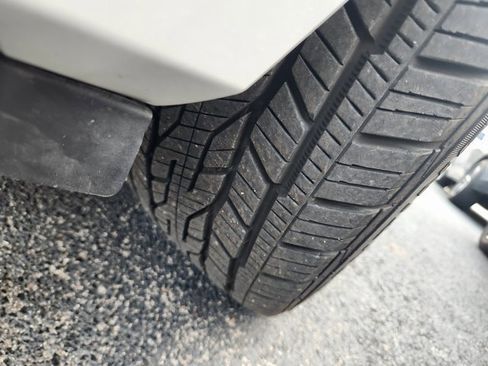 Used 2025 Buick Enclave Avenir w/ Trailering Package, 5000 lbs. image 26