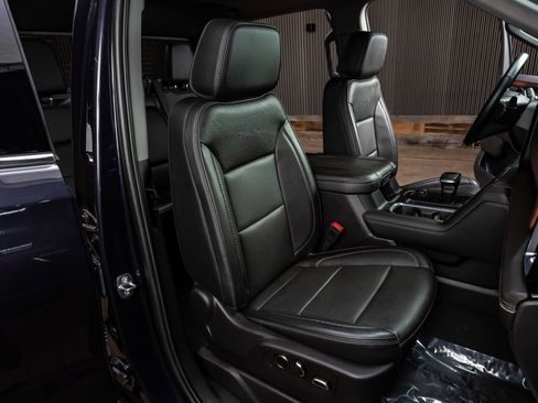 Used 2024 GMC Sierra 1500 Denali w/ Denali Reserve Package image 30