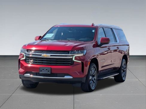 Used 2021 Chevrolet Suburban LT AWD/4WD image 9