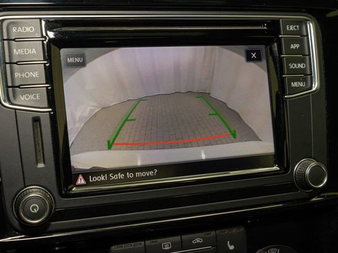 Used 2018 Volkswagen Jetta Sport image 13