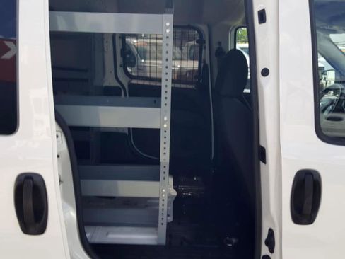 Used 2018 RAM ProMaster City Tradesman FWD image 11