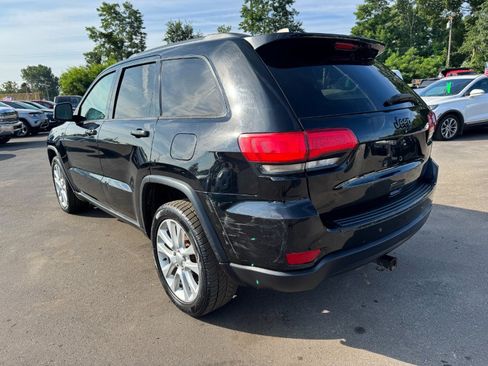 Used 2017 Jeep Grand Cherokee Limited AWD/4WD image 3