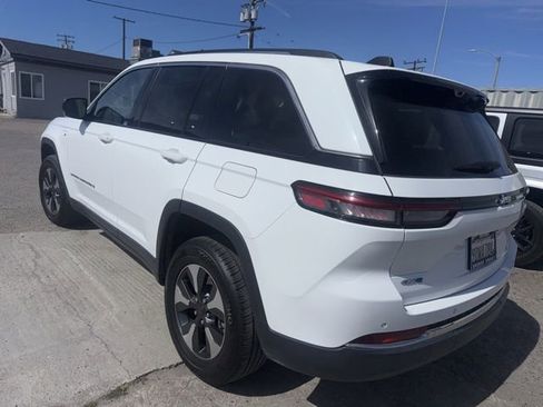 Used 2022 Jeep Grand Cherokee Limited 4xe w/ Luxury Tech Group II image 7