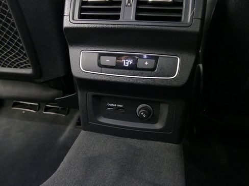 Used 2022 Audi Q5 2.0T Premium w/ Convenience Package image 28