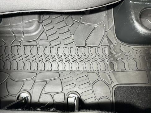 Used 2017 Jeep Wrangler Unlimited Sport w/ Quick Order Package 24S image 57