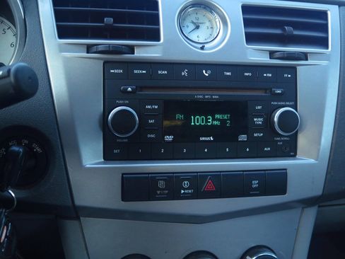 Used 2008 Chrysler Sebring Touring FWD image 9