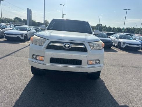Used 2010 Toyota 4Runner Limited AWD/4WD image 4