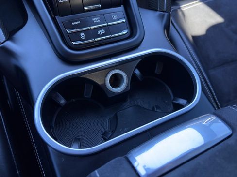 Used 2017 Porsche Cayenne GTS AWD/4WD image 16
