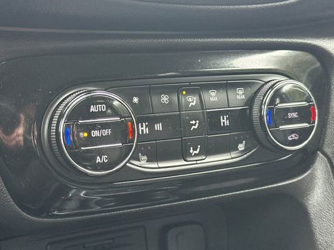 Used 2022 Buick Encore GX Essence w/ Advanced Technology Package image 22