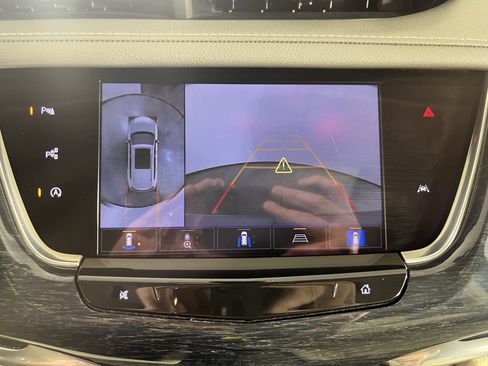 Used 2023 Cadillac XT6 Premium Luxury w/ Technology Package image 53